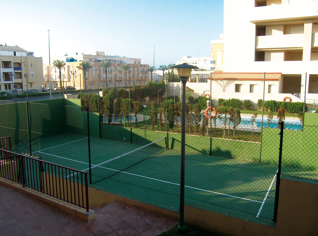Apartamentos Cibeles Roquetas de Mar Extérieur photo